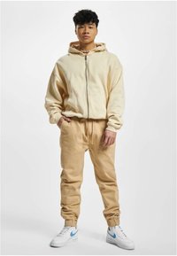 DEF Blugi loose fit - beige