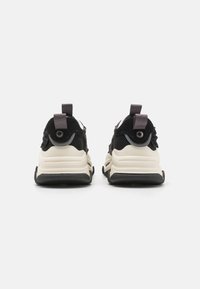Steve Madden POSSESSIONE - Sneakers basse - black smoke