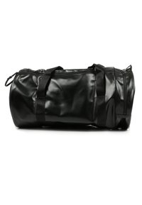 Sort duffel bag lavet af blankt materiale, med en cylindrisk form, dobbelte bærehank og en lynlåslukning i toppen.