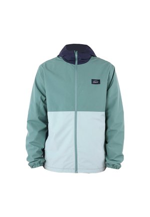 Veste légère avec un design bicolore en teal et bleu clair, dotée d'une capuche ajustable et de poignets élastiques, fabriquée à partir de matériaux résistants.