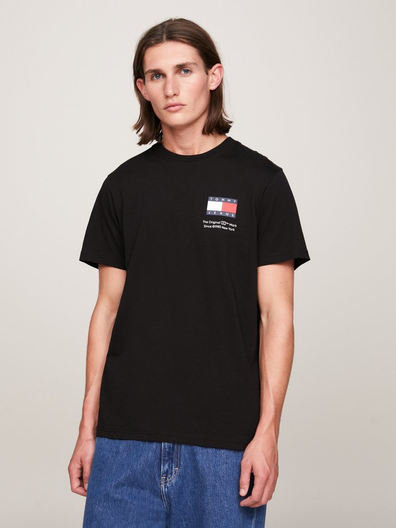 Tommy Jeans - ESSENTIAL FLAG TEE  - Basic T-shirt - black, Enlarge