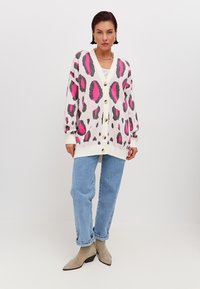 Cesare Gaspari LOOSE - Kofta - off white