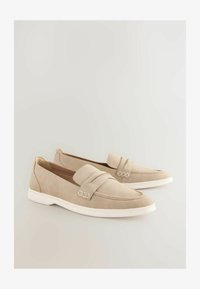 Selected, new neutral