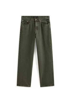 Jeans in denim verde oliva con taglio dritto, cinque tasche, dettagli in metallo sui bottoni e sui rivetti, e una consistenza morbida.