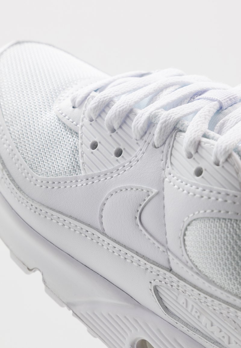 Herren Sneaker low | Nike Sportswear AIR MAX 90 Sneaker low white/pure platinum/weiß - YW77962 Herren Sneaker low | Nike Sportswear AIR MAX 90 Sneaker low white/pure platinum/weiß - YW77962