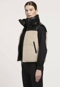 khujo JAMILA - Liivi - schwarz beige