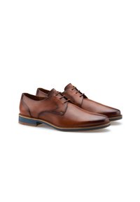 Scarpe eleganti in pelle marrone con punta tondeggiante, quattro occhielli e suola in gomma blu a contrasto. Texture liscia con dettagli di cucitura minimi.
