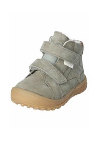 Bottine en daim gris avec deux bandes velcro, semelle en caoutchouc, design texturé et un petit accent en forme d'étoile sur le côté.