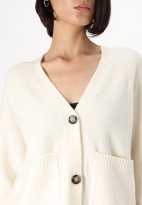 Vero Moda Tall VMBOOM - Kardigan - birch