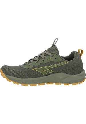 Trail running shoes - green golden spice