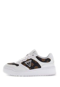 Sneaker bianca con logo nero e pannelli a motivo marrone. Presenta chiusura con lacci e materiali testurizzati, con una suola in gomma spessa.