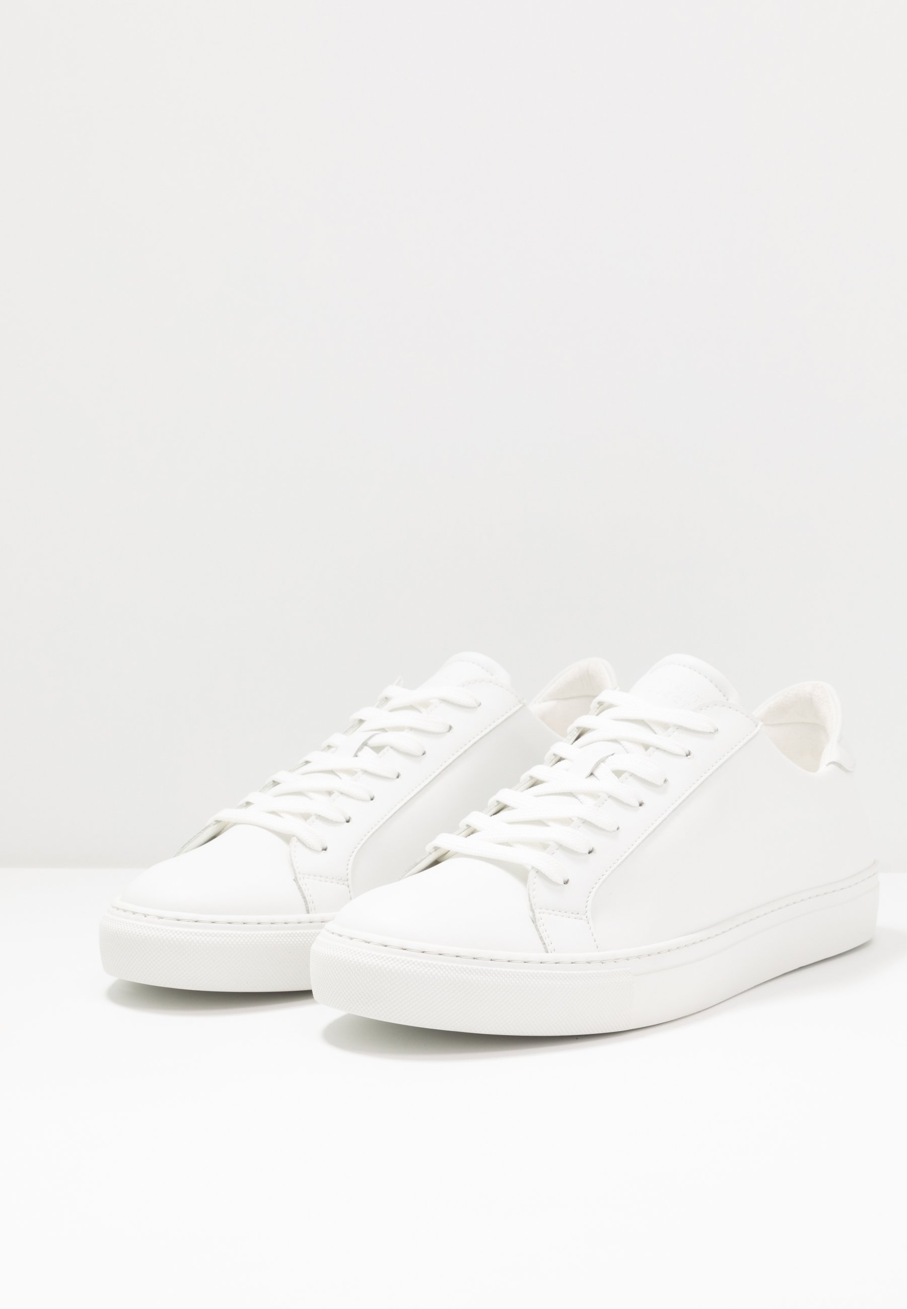 GARMENT PROJECT TYPE VEGAN Joggesko whitehvit Zalando.no White Type Sko | Garment Project | Sneakers | Miinto.no