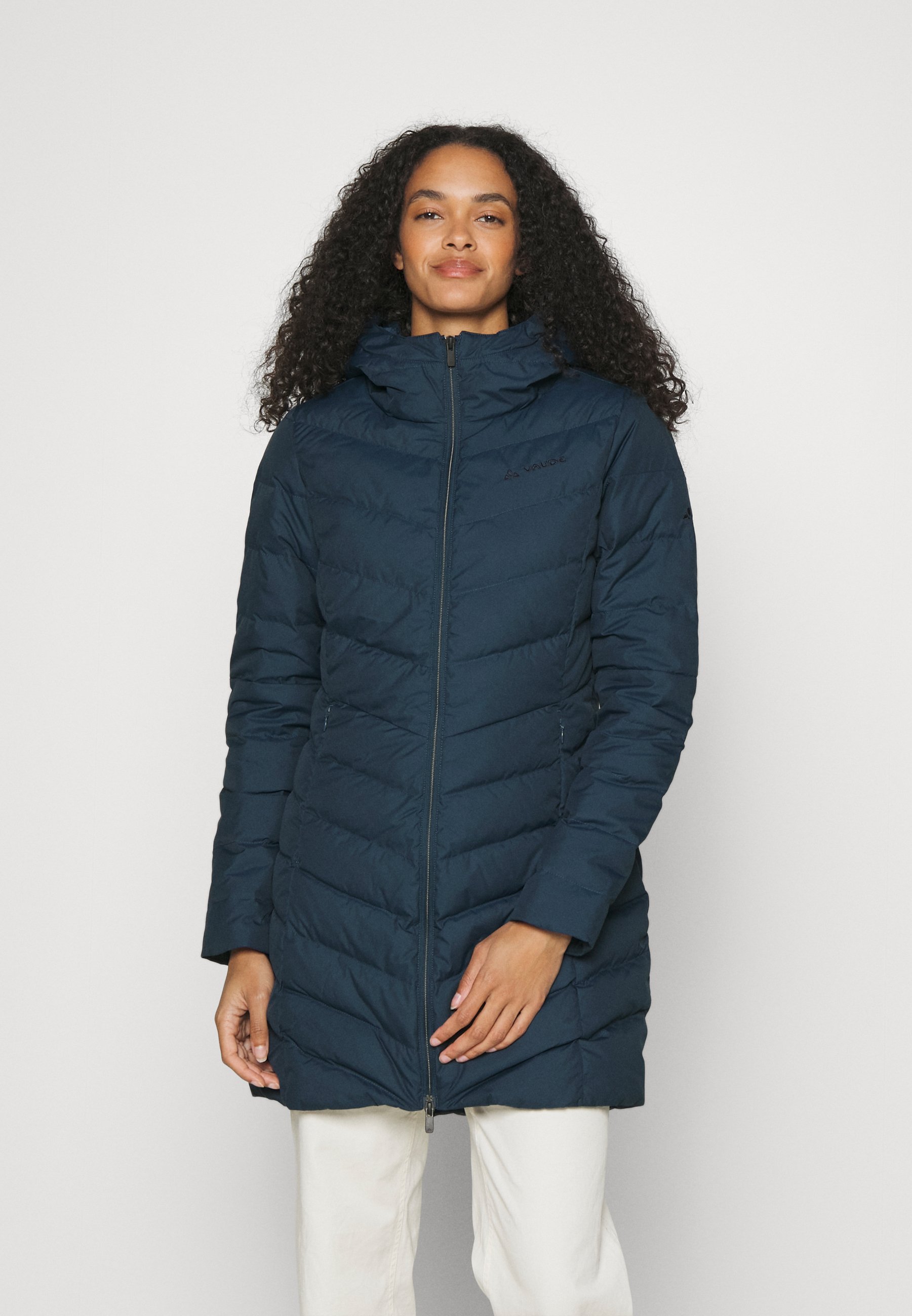 Vaude Women’s Annecy Down Coat Jacket – Recycled Down, Water-Resistant, Eco-Friendly Winter Coat