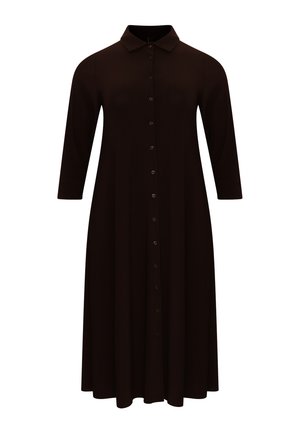 Bruine overhemdjurk met een kraag, driekwartmouwen en een volledig geknoopte voorkant. Soepele structuur met een vloeiende silhouet.