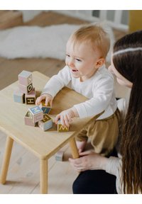 MICKI Lelupalikka - bunt