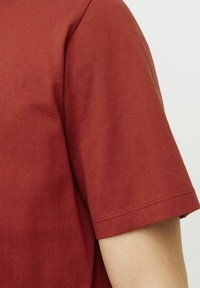 Jack & Jones JJE TEE  O-NECK  - Basic T-shirt - red ochre