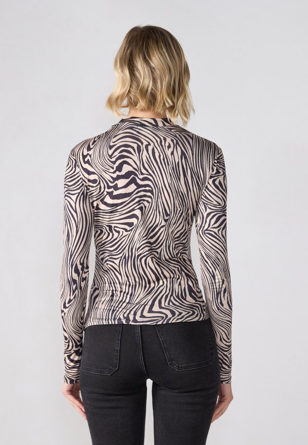 Long sleeved top - abstract zebra4