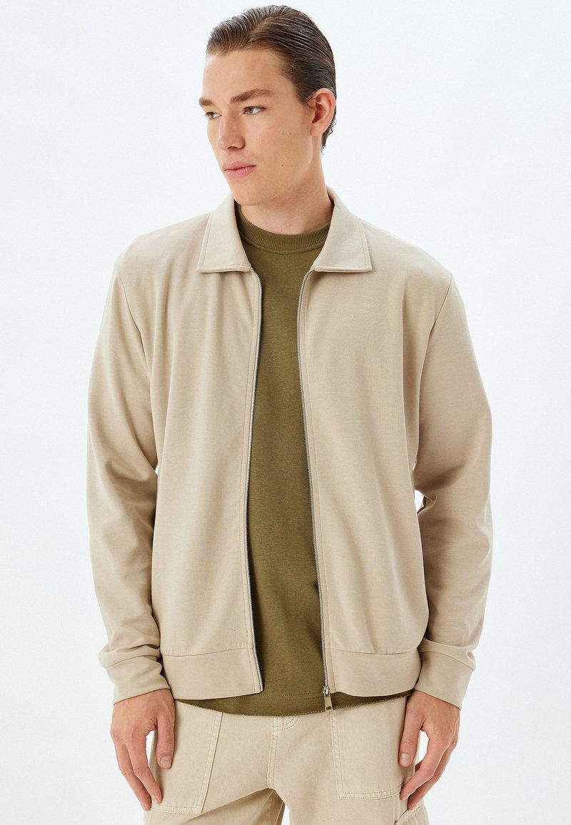 Koton Let jakke / Sommerjakker - beige