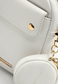 WITTCHEN YOUNG COLLECTION biały