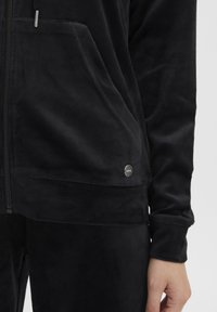 Oxmo MITTA SET - Melegítő - black