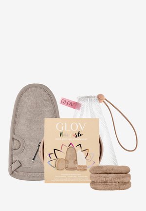 NAMASTE SET - Bath and body set - -