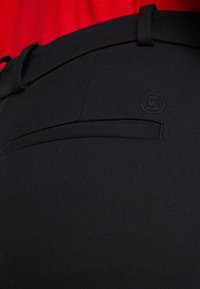 Tommy Hilfiger Curve CORE SLIM STRAIGHT - Housut - desert sky