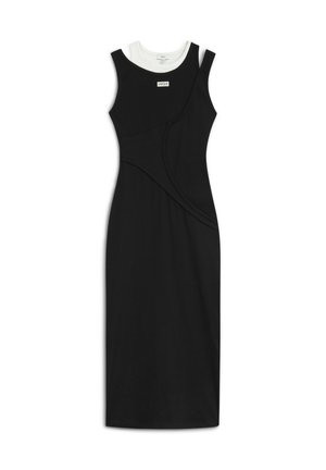 Schwarzes ärmelloses Kleid mit taillierter Passform, geschwungenen Nähten und einer kontrastierenden weißen Innenschicht am Kragen. Glatte Textur, knielang.