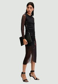 AllSaints NORA SPARKLE   - Etuikjole - mortem black