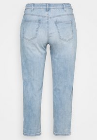 Zizzi JGIA PLUS - Uske traperice - light blue denim