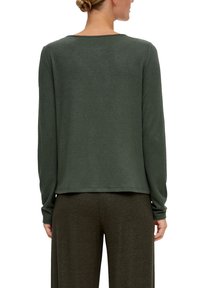 s.Oliver ET DÉTAIL CACHE-CŒUR - Langarmshirt - olivgrün