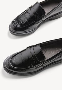Tamaris Chaussons - black patent