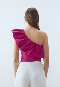 Thumbnail Image 3