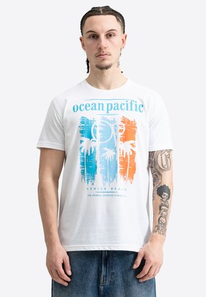 Ocean Pacific, OCEAN PACIFIC HERREN T-SHIRT NORMALE PASSFORM SIARGAO - Print T-shirt - white blue orange
