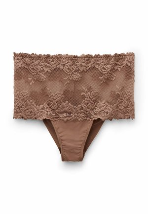 Bruine kanten stringonderbroek met een bloemenkant ontwerp aan de bovenkant en gaasaccenten. Glad materiaal eronder voor een naadloze uitstraling.