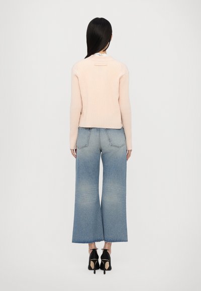 Victoria Beckham WRAP CARDIGAN - Neuletakki - pale peach
