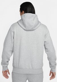 Nike Sportswear M NK CLUB BB PO CHNL FTRA - Felpa con cappuccio - dk grey heather deep royal blue safety orange