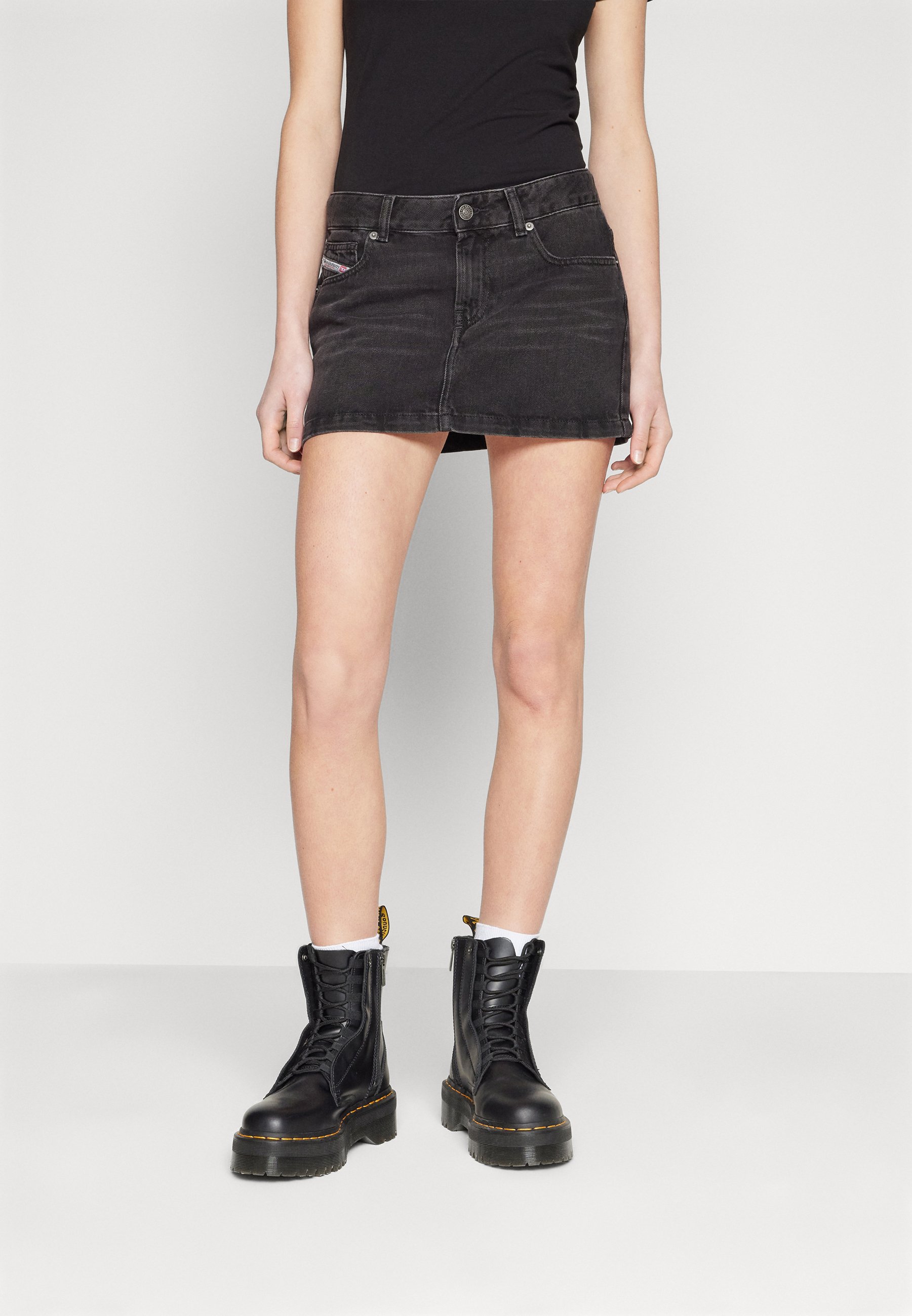 RONRON ♥ STAR BLACK MINI DENIM SKIRT /追跡付 DE-RON