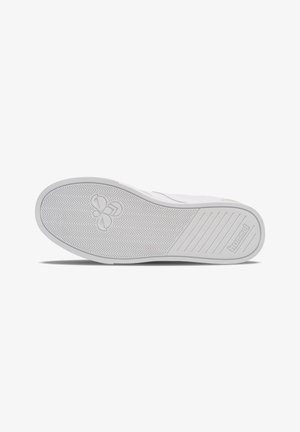 Baskets basses synthétique Hummel Busan Nubuck Baskets basses synthétique Hummel Busan Nubuck