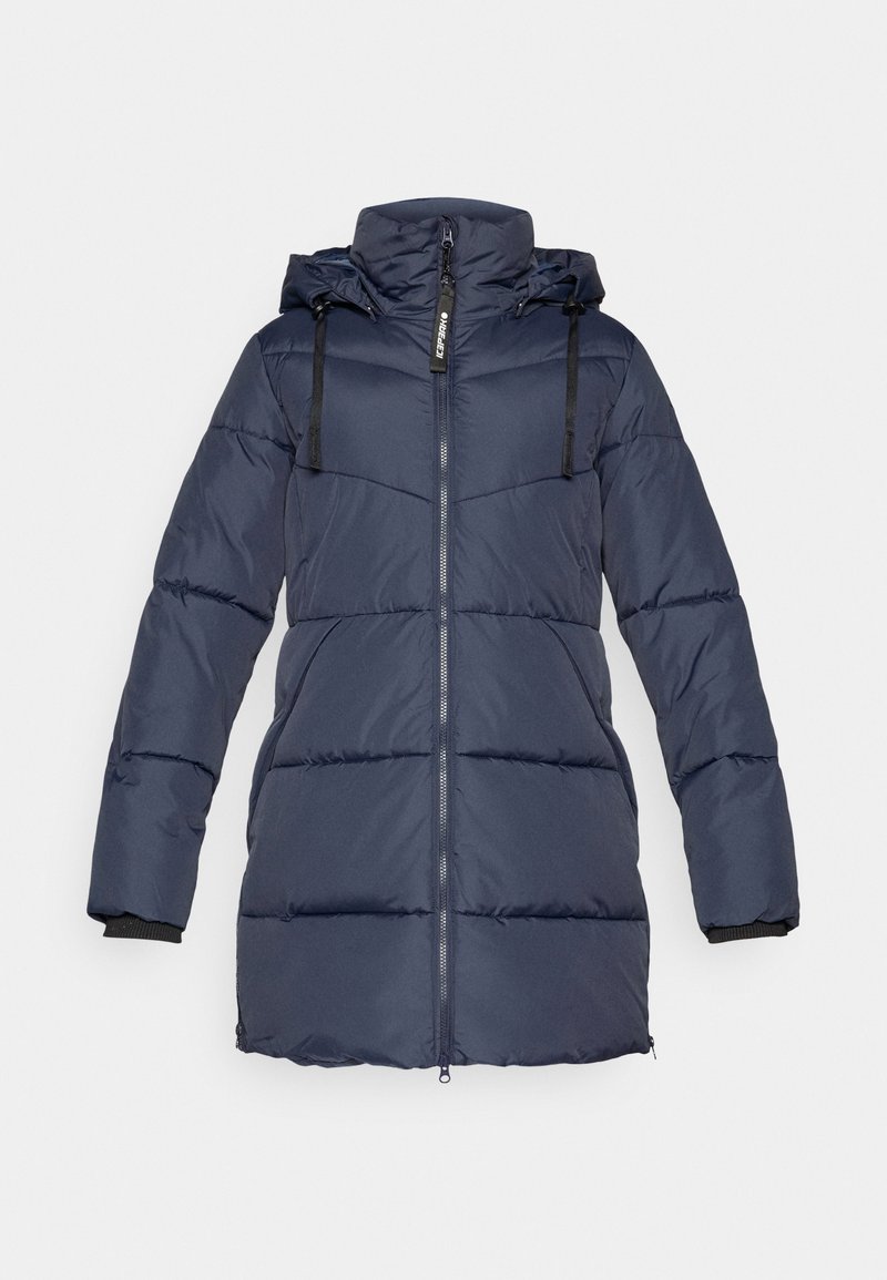 Manteau matelassé navy avec une silhouette ajustée, un rembourrage horizontal, un col montant, une capuche réglable avec cordon de serrage et des poignets côtelés.