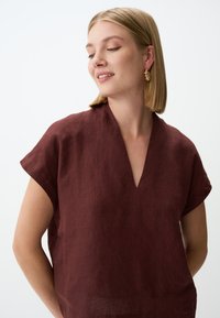 Jimmy Key V NECK - Blouse - brown