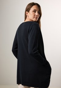 Cecil OFFENER  niebieski