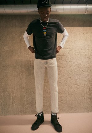 Kaotiko PANT CROPPED UNISEX - Straight leg jeans - gris