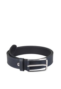 Cintura in cuoio blu navy con fibbia argentata, caratterizzata da cuciture a contrasto e una finitura liscia. Lunghezza regolabile con design della fibbia rettangolare.