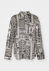VIFULMA - Bluza z gumbi - egret/black