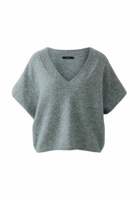 Grauer kurzärmeliger gestrickter Pullover mit tiefem V-Ausschnitt und geripptem Abschluss an Ausschnitt, Ärmeln und Saum, mit dem Etikett "oui" im Kragen.