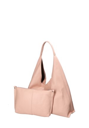 Grote roze leren schoudertas met een slordig ontwerp. Bevat een kleinere ritszak die aan de voorkant is bevestigd voor extra opslag.