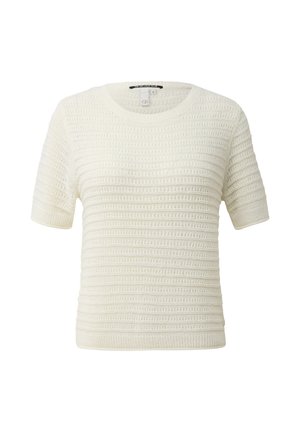 Witte gebreide trui met korte mouwen met horizontale, gestructureerde strepen en een ronde halslijn.