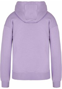 Lavendelfarbener Kapuzenpullover mit weicher Textur, gerippten Bündchen und Saum, mit schlichter Gestaltung und ohne sichtbare Logos oder Muster.