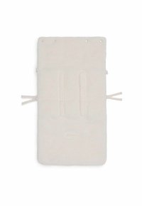 Fleece-achtige baby slaapzak; zachte witte stof met verstelbare strikken, met twee openingen en een label in het midden onderaan.