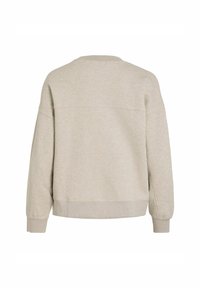 Jasnoszary sweatshirt o luźnym kroju, szerokim okrągłym dekolcie, obniżonych ramionach oraz ściągaczach przy mankietach i hemie. Gładka struktura materiału bez wzorów.